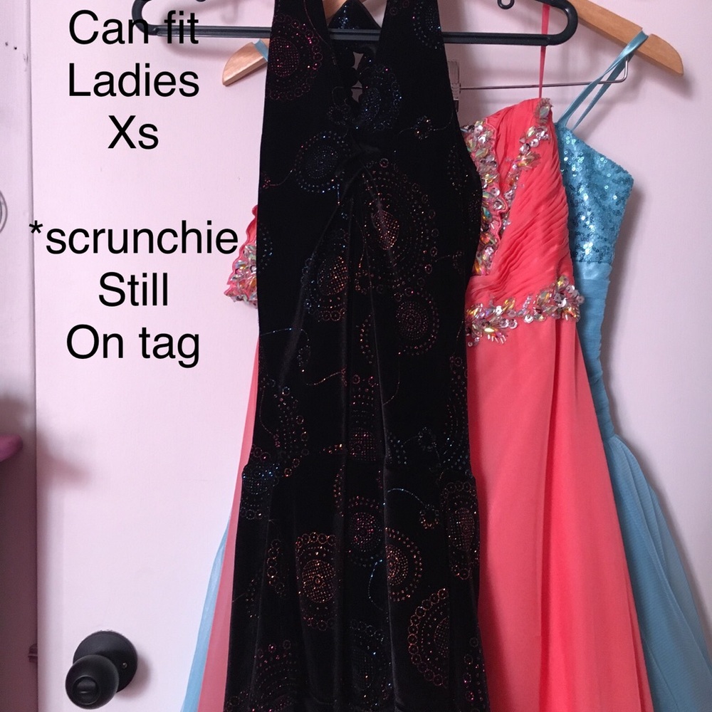 Child’s large/ladies xs skating dress